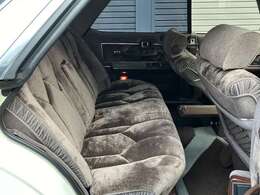 納車前には内装・外装綺麗にさせて頂きます！ぜひ現車確認をお願いいたします！お電話は072-284-8233まで！