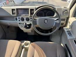 お車の状態説明から注文販売まで、責任をもってお引き受けいたします。カスタムから修理、タイヤ交換や事故修理塗装、保険まで、どんなことでもお気軽にどうぞ！