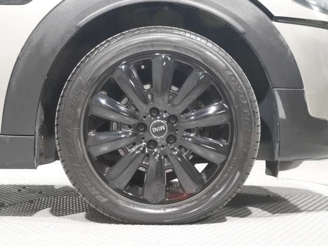 ■買取に関して・・・当社はモデル・年式・走行距離に関わらず、BMWミニ＆ローバーミニの高価買取にチャレンジしております！■自慢のオプション装備など専門店ならではの査定にご期待ください！