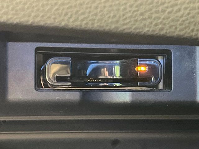 【ETC】高速道路の料金所をストレスなく通過！話題のスポットやサービスエリアに多い「スマートIC」利用時は必須のアイテムです。当店でセットアップを実施、ご納車当日からすぐにご利用いただけます！