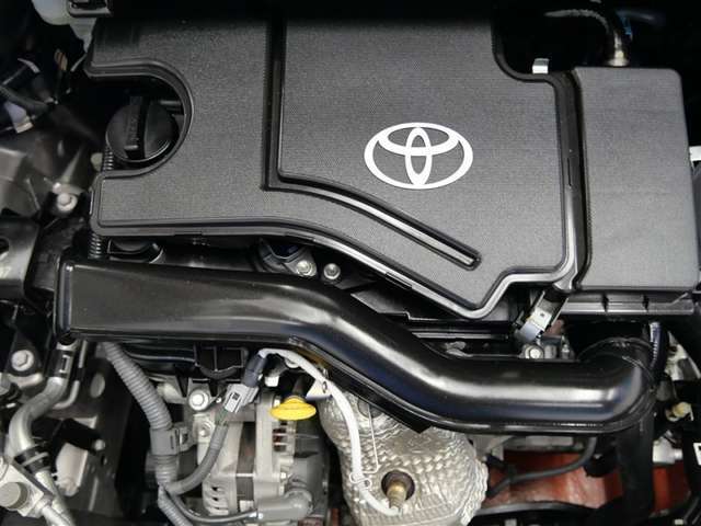 エンジンルームも徹底洗浄！！もちろん、しっかり整備してからご納車いたします