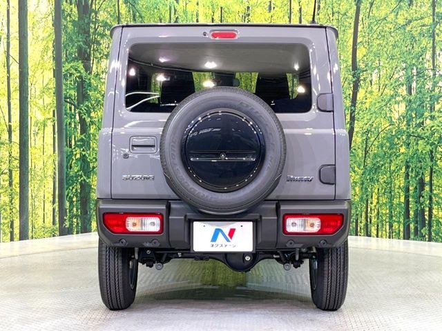 安心の最長10年・走行無制限保証（有償）をご用意。保証内容も充実はもちろん、無料点検＆オイル交換や、年中無休の全国・24時間ロードサービスも付帯されておりますのでご安心下さい。