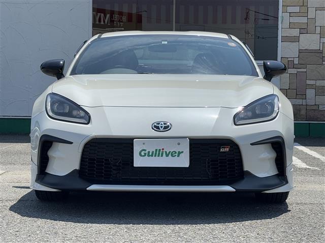 愛車に相応しいコーティングを！！・・ガラス成分含有量85％無機質ガラスコート「Gulliver  GLOSS GLASS」、耐久5年二層ガラス系「ハイモースコート」が当店おススメコーティング商品です！！