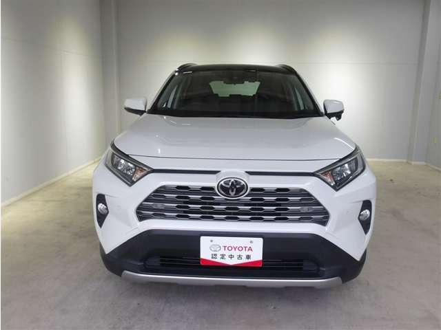 車両検査証明書付きです！だれでも中古車の状態がすぐにわかるよう、車のプロが客観的に評価。車両の状態やわずかなキズも正確にお伝えします。