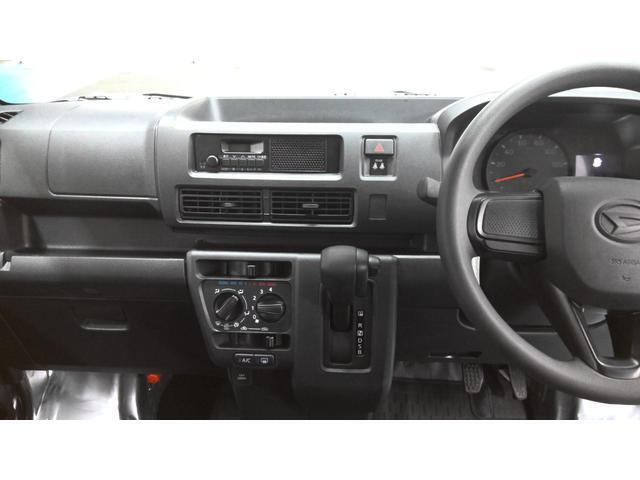 ラジオ、エアコン付