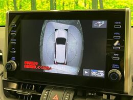 【パノラミックビューモニター】専用のカメラにより、上から見下ろしたような視点で360度クルマの周囲を確認することができます☆死角部分も確認しやすく、狭い場所での切り返しや駐車もスムーズに行えます。