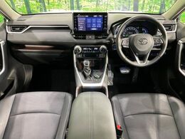 グループ総在庫数約30，000台！！全国の系列店からメーカー・車種問わずご紹介出来るので、あなたにピッタリのお車が見つかるはずです♪まずはお問い合わせ下さい☆