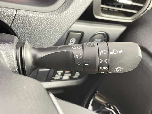 【運転席操作部】快適なドライブを楽しむための機能が装備されています！運転席から触れるので、使いやすいです！除菌プランいれていただくと、さらに清潔で安心していただけます！