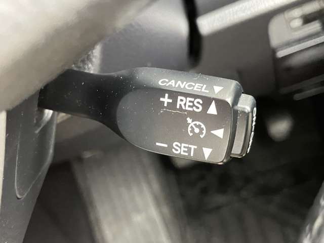 【運転席操作部】快適なドライブを楽しむための機能が装備されています！運転席から触れるので、使いやすいです！除菌プランいれていただくと、さらに清潔で安心していただけます！
