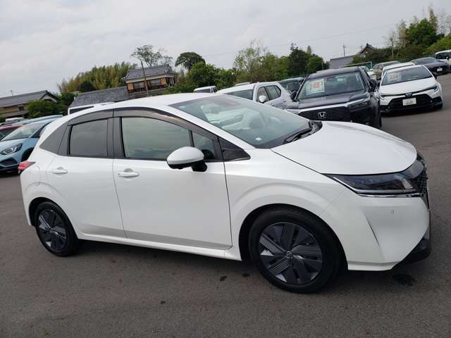 老舗ガソリンスタンド＆認証車検工場完備！！お車ご購入後の整備・車検・鈑金などのアフターサービスも充実しております！安心してお買い求め下さい！