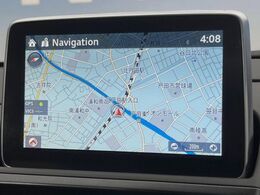 ●純正ナビ:一体感のあるナビは、高級感ある車内を演出してくれます。オーディオ機能も充実しておりますので、運転もより楽しめます♪