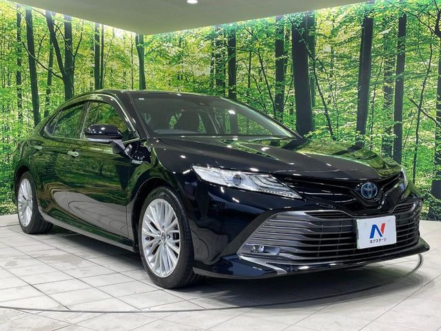 大好評のボディコーティング「弾スプラッシュコート」もご納車までに施工可能。通常のガラスコートと異なる、耐久年数6年の無機質ガラスコーティングが、ボディをキレイな状態に保ってくれます。