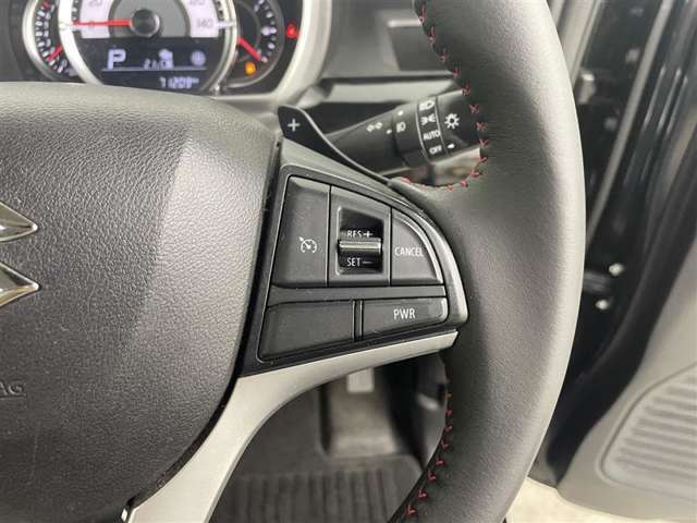 【運転席操作部】快適なドライブを楽しむための機能が装備されています！運転席から触れるので、使いやすいです！除菌プランいれていただくと、さらに清潔で安心していただけます！