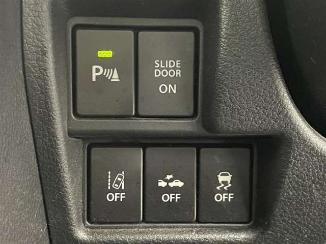 【運転席操作部】快適なドライブを楽しむための機能が装備されています！運転席から触れるので、使いやすいです！除菌プランいれていただくと、さらに清潔で安心していただけます！