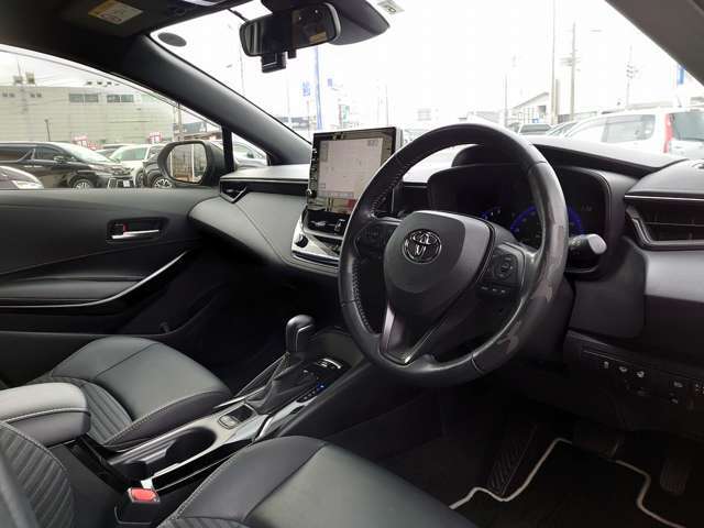 自社陸運局認証工場＆指定工場完備！国家資格車検検査員資格を持った整備士による整備。ステレオ・エアコン等走行に関係の無い所も不具合箇所が有れば修理してご納車致します☆
