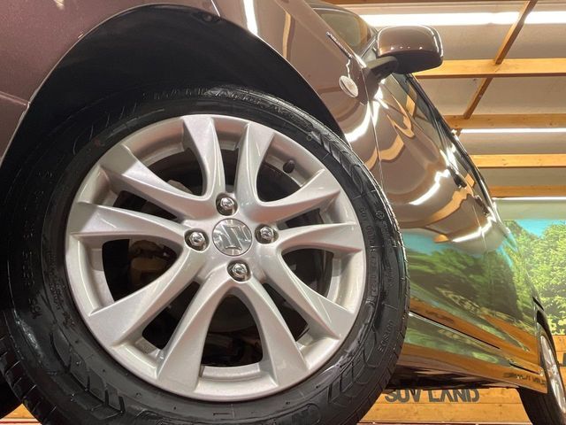 【純正15インチアルミホイール】外観にマッチした純正アルミホイールを装着しております。各種社外アルミホイールや、スタッドレスタイヤも取扱いしております。是非ご相談ください♪