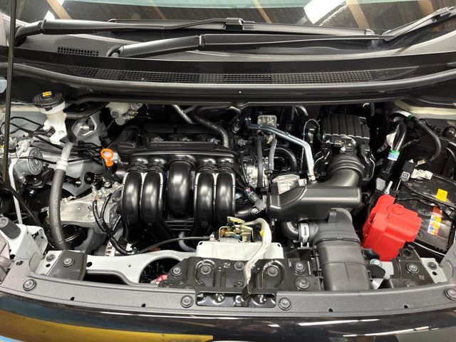 親切・丁寧な専門メカニックスタッフが応対！・車検・点検整備・事故等の修理などアフターサービスも安心。お車のカスタマイズもネクステージのサービススタッフまでご相談ください！