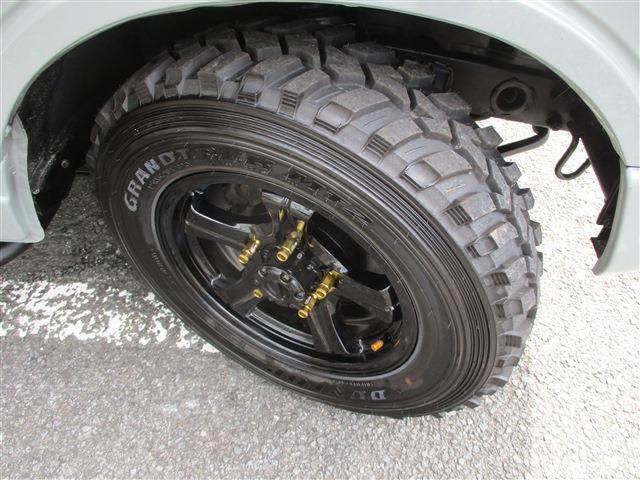 スズキ純正アルミホイール16インチ（195/16C　GRANDTREK MT2　新品タイヤ）