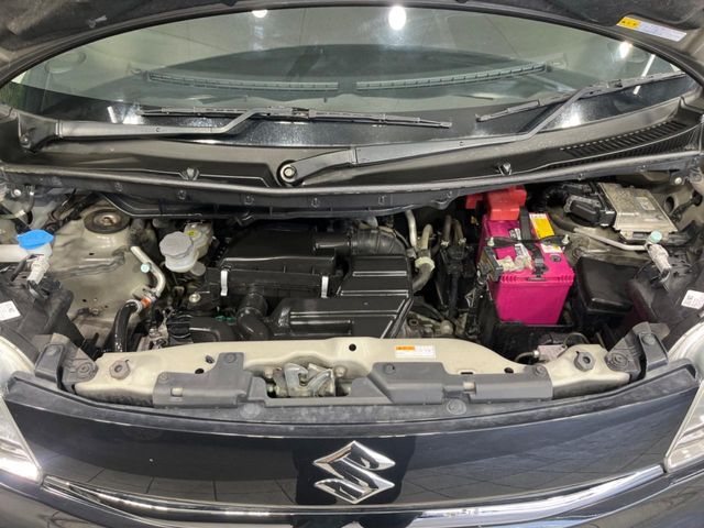 親切・丁寧な専門メカニックスタッフが応対！・車検・点検整備・事故等の修理などアフターサービスも安心。お車のカスタマイズもネクステージのサービススタッフまでご相談ください！