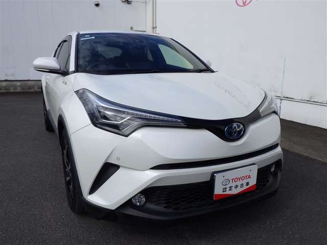 すぐ乗れる中古車も当店はラインナップ！！全車1年距離無制限保証付き！まるまるクリンで内外装キレイ！マイカーローンは最短15分で審査可能！お車のことならまず当店にご相談ください！