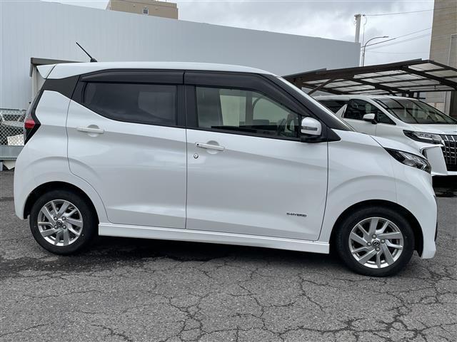 気になる車はすぐにお問い合わせください！画面右側の0078から始まる無料ダイヤルからお問い合わせ下さい！専門スタッフがお車のご質問にお答えいたします！