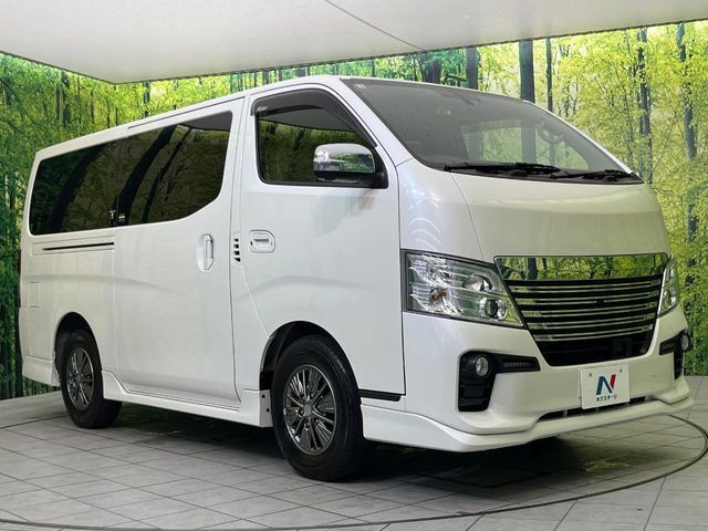 大好評のボディコーティング「弾スプラッシュコート」もご納車までに施工可能。通常のガラスコートと異なる、耐久年数6年の無機質ガラスコーティングが、ボディをキレイな状態に保ってくれます。