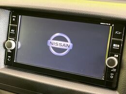 【純正ナビ】人気の純正ナビを装備。オーディオ機能も充実しており、Bluetooth接続すればお持ちのスマホやMP3プレイヤーの音楽を再生可能！毎日の運転がさらに楽しくなります！！
