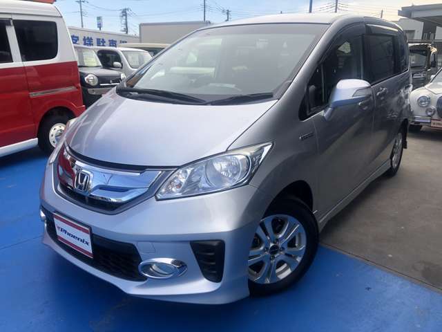 禁煙車☆9インチメモリーナビ☆Bカメラ☆フルセグTV☆DVD再生☆純正AW☆電動スライド☆スマートキー☆ETC☆クルーズコントロール☆