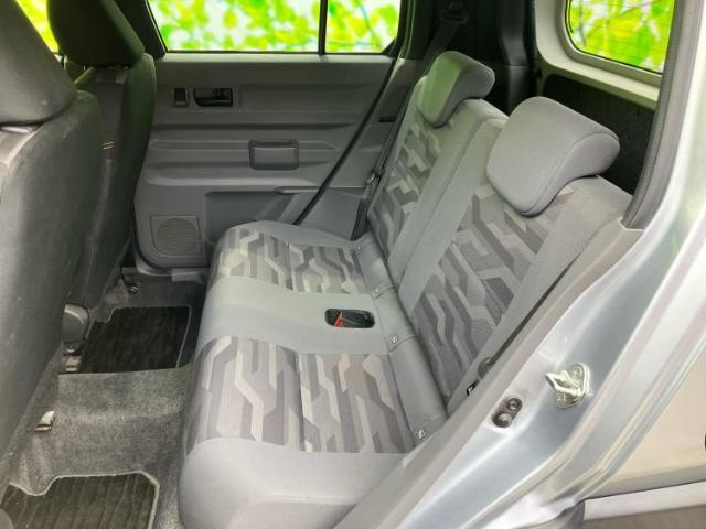 WECARSでは各商談席に大型モニターをご用意しております！見やすい大画面でゆったりと全国の在庫をご覧いただけます！是非ご来店お待ちしております！