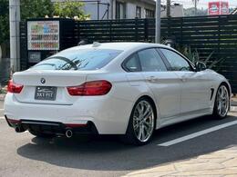 お車に関するご相談、ご質問等ございましたらお気軽に展示場にお越しくださいませ♪もちろんお電話でもご対応可能でございます！車両の詳細の画像、動画も撮影を行いお送りさせていただくことも可能でございます！