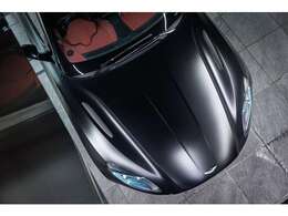 ガレージにこの車がある姿を想像すると心が躍ります。