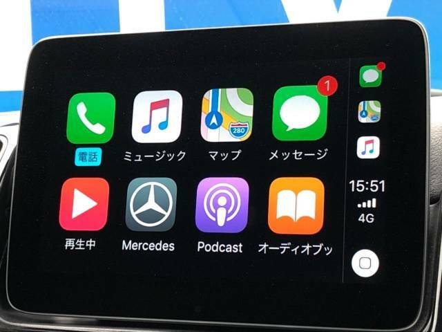 ●AppleCarPlay：スマホとの有線接続で、ナビ・オーディオ再生などスマホのアプリ機能が画面でも使える便利機能です！