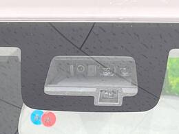 【スズキ　セーフティサポート】走行中に前方の車両等を認識し、衝突しそうな時は警報とブレーキで衝突回避と被害軽減をアシスト。より安全にドライブをお楽しみいただけます。