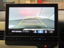 ◆バックカメラ◆リバースにするだけで映ります、後方の安全確認や、狭い駐車場での車庫入れ、雨の日や夜間など視界の悪い時に便利です！安全にバックする為には欠かせない装備です。