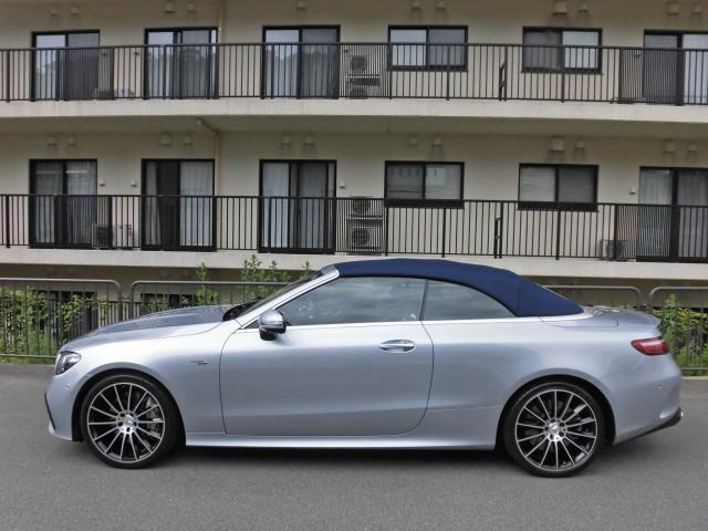エクスクルーシブパッケージ装備車で便利で快適な装備が充実しています！