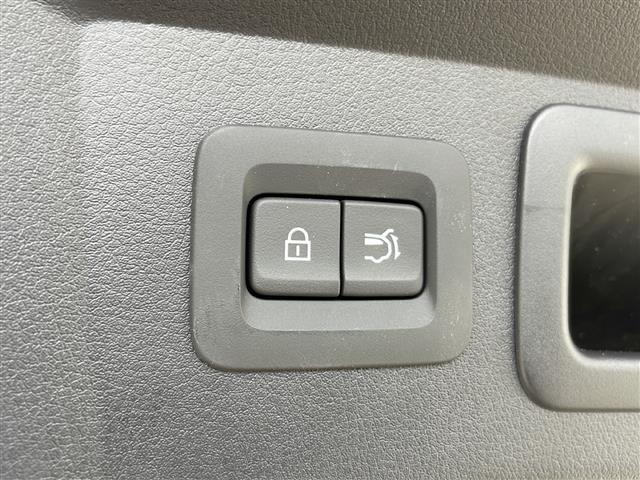 【その他】このクルマ限定で使える装備品が付いています！使い方などはぜひ実際に店舗にお越しいただき、専門スタッフにお尋ねください！