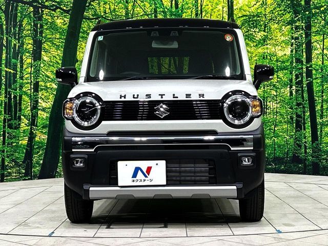 弊社では、全車『修復歴なし』のお車のみ取り扱っております。専任バイヤーによる厳選した仕入れの後、入庫後の車両チェックを行い、ネクステージが認定した高品質な中古車をご提供しております。