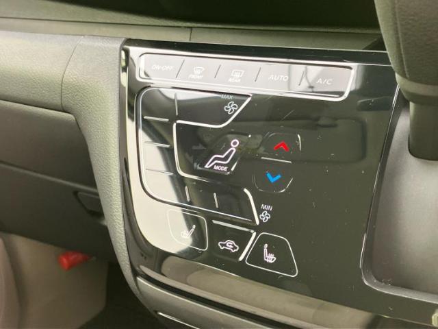 お車に合わせて無料保証以外にも、保証範囲、期間、距離を拡充させた有料保証もご用意しております！中古車の購入が初めてで不安・・・というお客様もご安心ください！