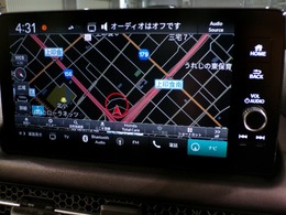 ホンダ車専用車載通信機能「Honda　CONNECT（ホンダコネクト）」に対応で、便利と快適がさらに広がったナビディスプレイです。