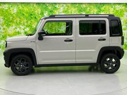 【WECARS】豊富な在庫を大画面モニターで検索可能！オプション装備や内装、タイヤの状態など細部まで御覧頂けます♪詳細はお気軽にスタッフまでお問合せ下さい。