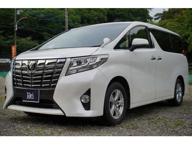 目立つ傷もなく綺麗な状態のお車です！