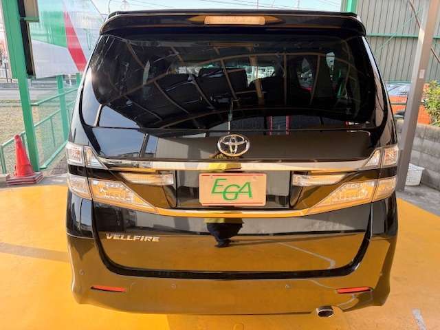 ご希望のお客様には、納車時までに細かなキズやヘコミなどを当社工場にて修復後お渡しする事も可能ですので、お気軽にスタッフまでご相談ください！（別途費用）