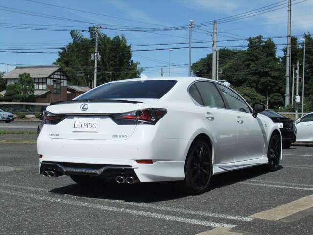 F　SPORT　PARTS（MODELLISTA）サイドスカート＆リヤスタイリングキット【リヤスカート＋スポーツマフラー】