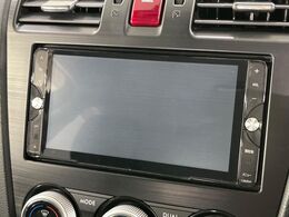 【ナビゲーション】目的地までしっかり案内してくれる使いやすいナビ。Bluetooth接続すればお持ちのスマホやMP3プレイヤーの音楽を再生可能！毎日の運転がさらに楽しくなります！！