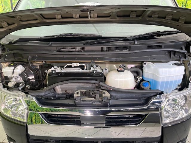 親切・丁寧な専門メカニックスタッフが応対！・車検・点検整備・事故等の修理などアフターサービスも安心。お車のカスタマイズもネクステージのサービススタッフまでご相談ください！