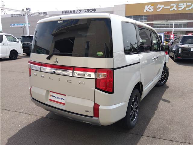4WD☆禁煙車☆ターボ☆ナビ☆バックカメラ☆Bluetooth☆FCM☆両側パワスラ☆レーダークルーズ☆LEDオートライト☆後席モニター☆ETC☆アイドリングストップ☆オートホールド☆試乗できます☆