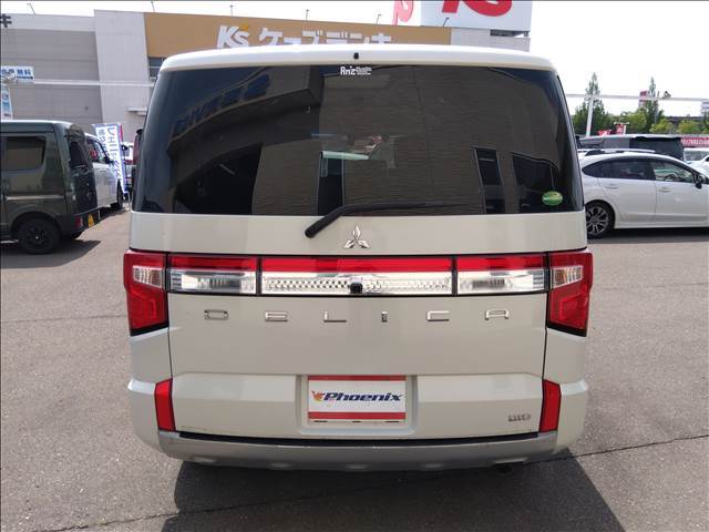 4WD☆禁煙車☆ターボ☆ナビ☆バックカメラ☆Bluetooth☆FCM☆両側パワスラ☆レーダークルーズ☆LEDオートライト☆後席モニター☆ETC☆アイドリングストップ☆オートホールド☆試乗できます☆