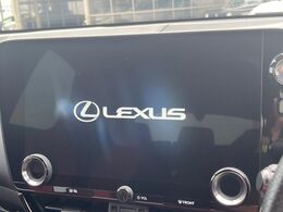 【14インチディスプレイオーディオ】画面内にオーディオ操作はもちろん、空調の調整機能なども盛り込んだ多機能なディスプレイオーディオです！スマートフォン連携はもちろん、車載ナビもお使いいただけます♪