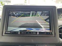 ◆ギアをバックにした際にガイドライン付きのバックカメラが映し出されますので後方運転も安心♪またポイント5四日市松本店では買取車両を直接展示してますので前オーナ-様の使用状況・整備履歴も把握しています♪