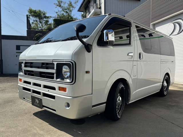 オンライン商談でご自宅にいながらお車のご商談が可能です。お手持ちのスマートフォンにて実際のお車もご確認いただけます。是非お気軽にスタッフまでご相談ください。